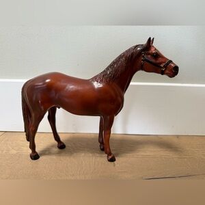 Breyer Traditional series model of Man O' War Model #47